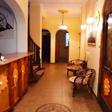 Roza Wiatrow Πανσιόν 4*