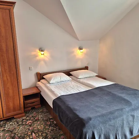 게스트하우스 Roza Wiatrow 3*